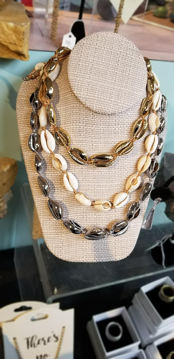 Beaches Car Wash and Gift Gallery